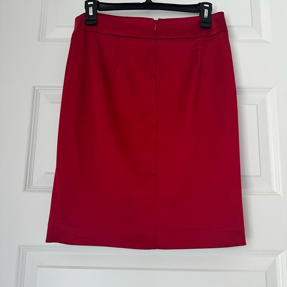 Cache Red Pencil Skirt Knee-Length Slit - Picture 2 of 7